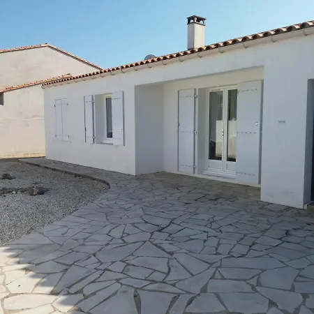 Maison Lumineuse A Ars En Re * 阿尔桑雷